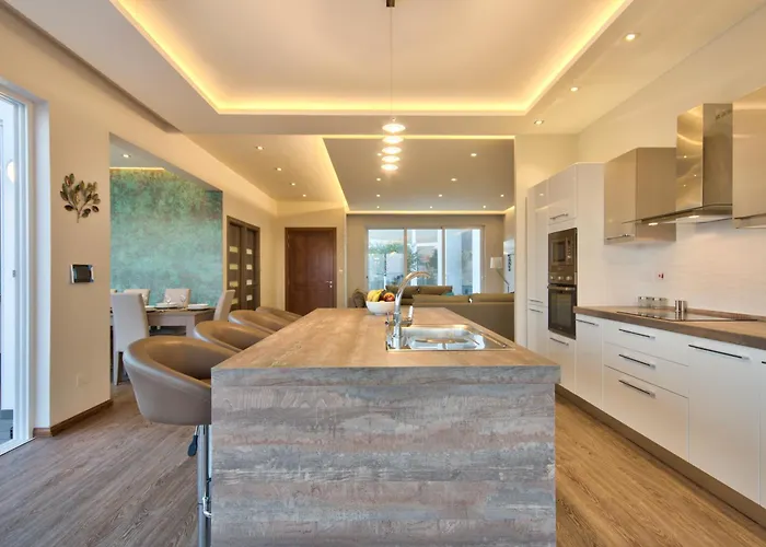 Ghea - Indoor Jacuzzi Pool, Sauna And Games * Mellieħa