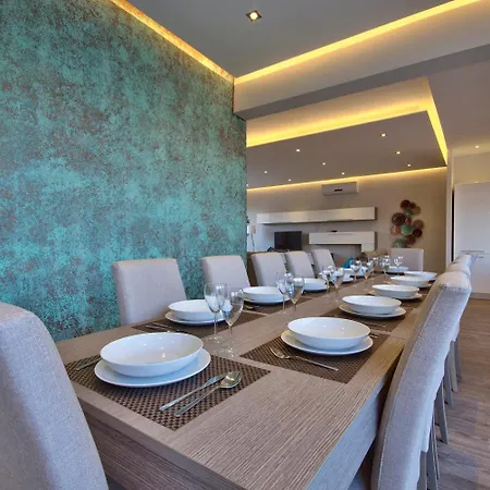 别墅 Ghea - Indoor Jacuzzi Pool, Sauna And Games 梅利哈