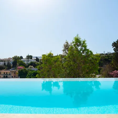 Ghea - Indoor Jacuzzi Pool, Sauna And Games *