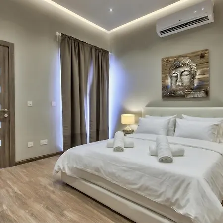 Ghea - Indoor Jacuzzi Pool, Sauna And Games Villa *