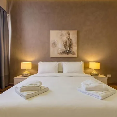 Villa Ghea - Indoor Jacuzzi Pool, Sauna And Games Mellieħa