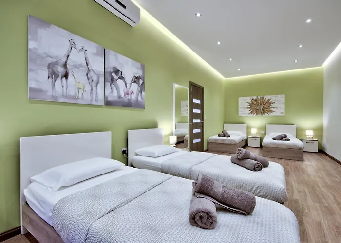 Ghea - Indoor Jacuzzi Pool, Sauna And Games * Mellieħa