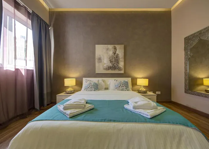 Villa Ghea - Indoor Jacuzzi Pool, Sauna And Games